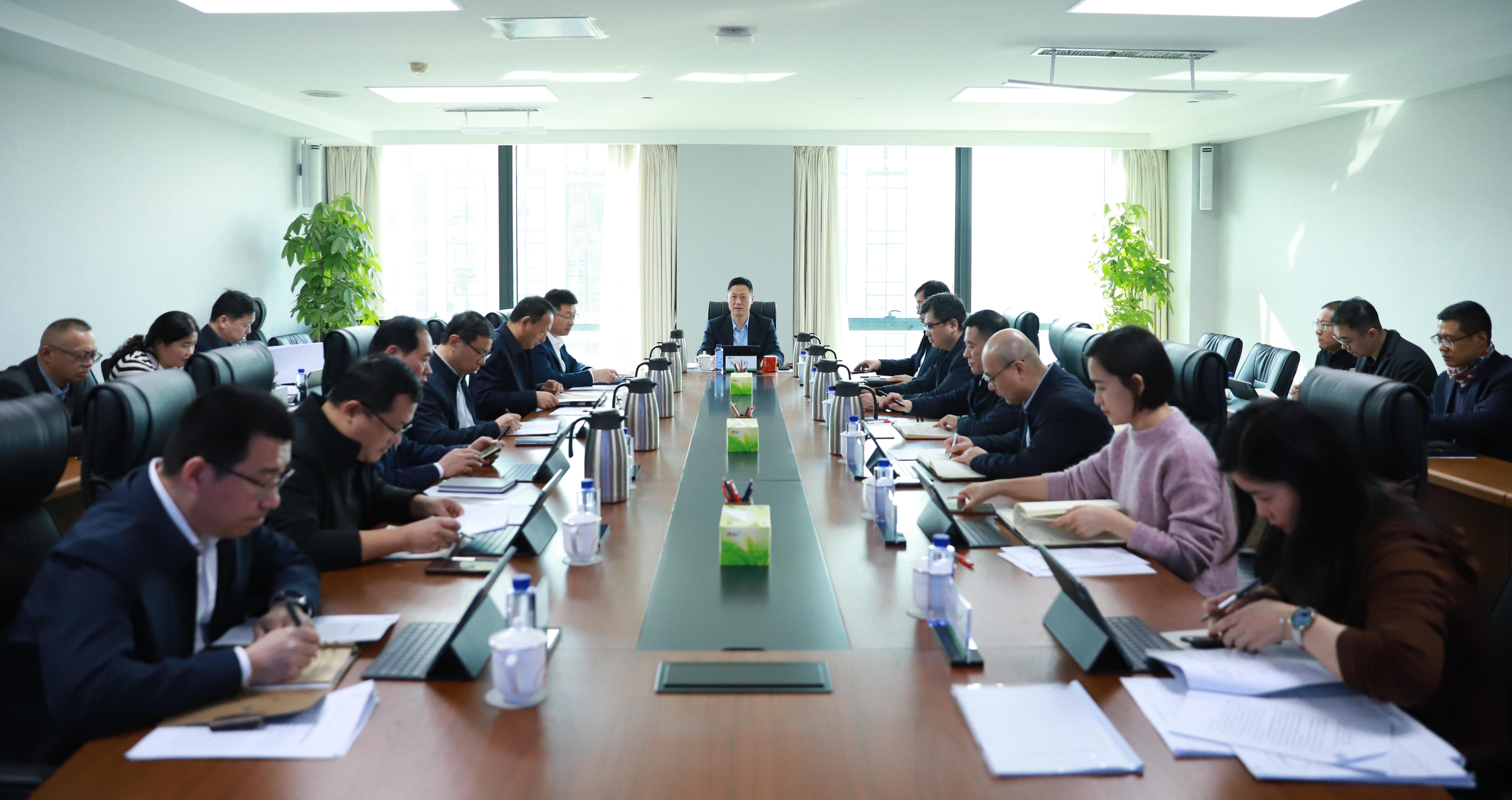 山東環(huán)保集團(tuán)黨委理論學(xué)習(xí)中心組開展2026年第2次集體學(xué)習(xí)研討